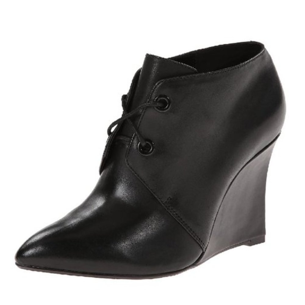 Clarks Women's Kelbrook Azizi